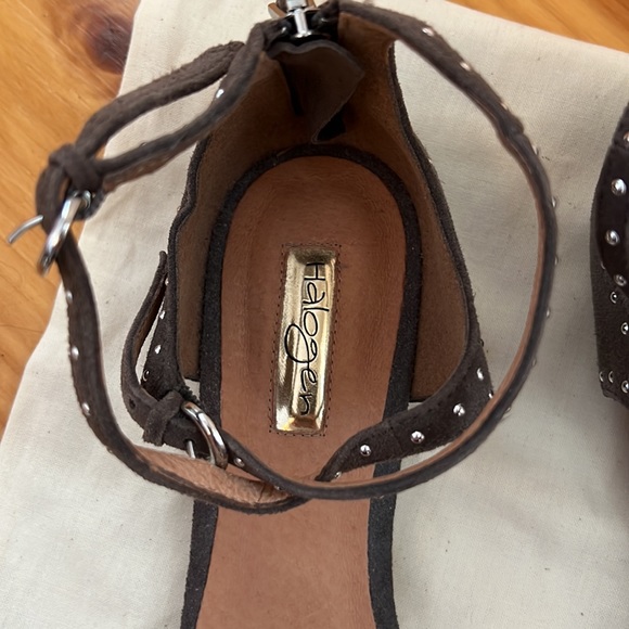 Halogen grey suede ballet flat. Size 9. - Picture 3 of 8